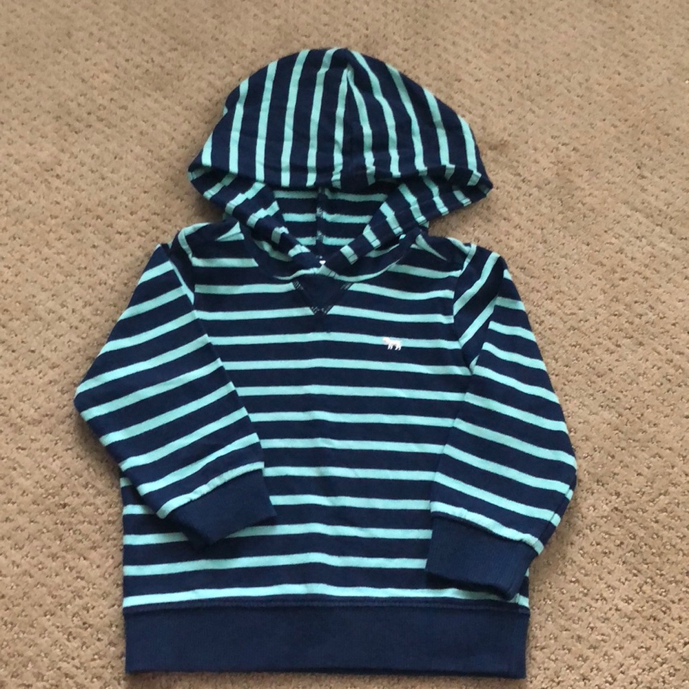 Carter’s 2T bundle clothes - Picture 3 of 7